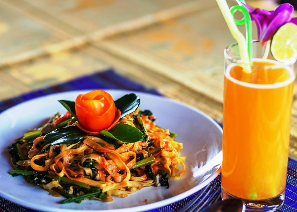 Plumeria Hotel & Spa Siem Reap Exterior photo